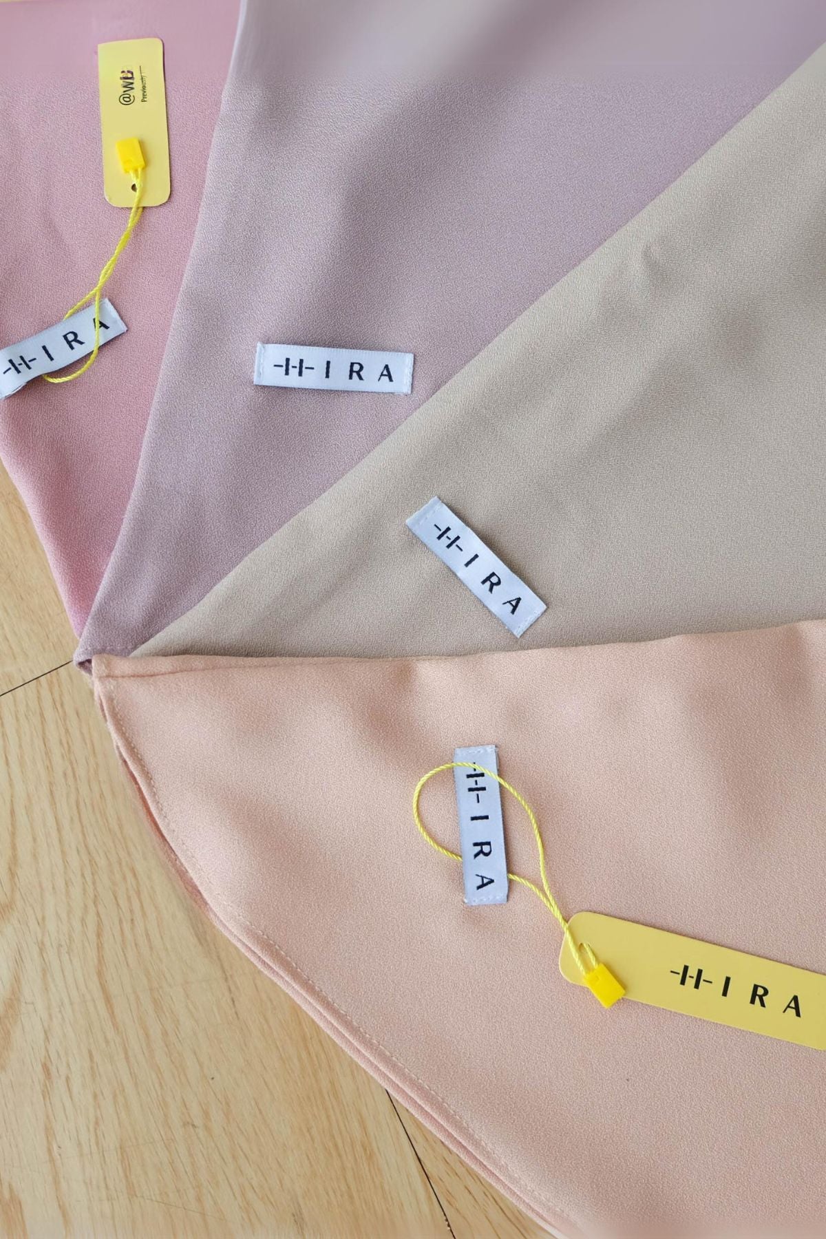 Hijab Instan Baiti Polos Jumbo - BJ10.9 Apricot