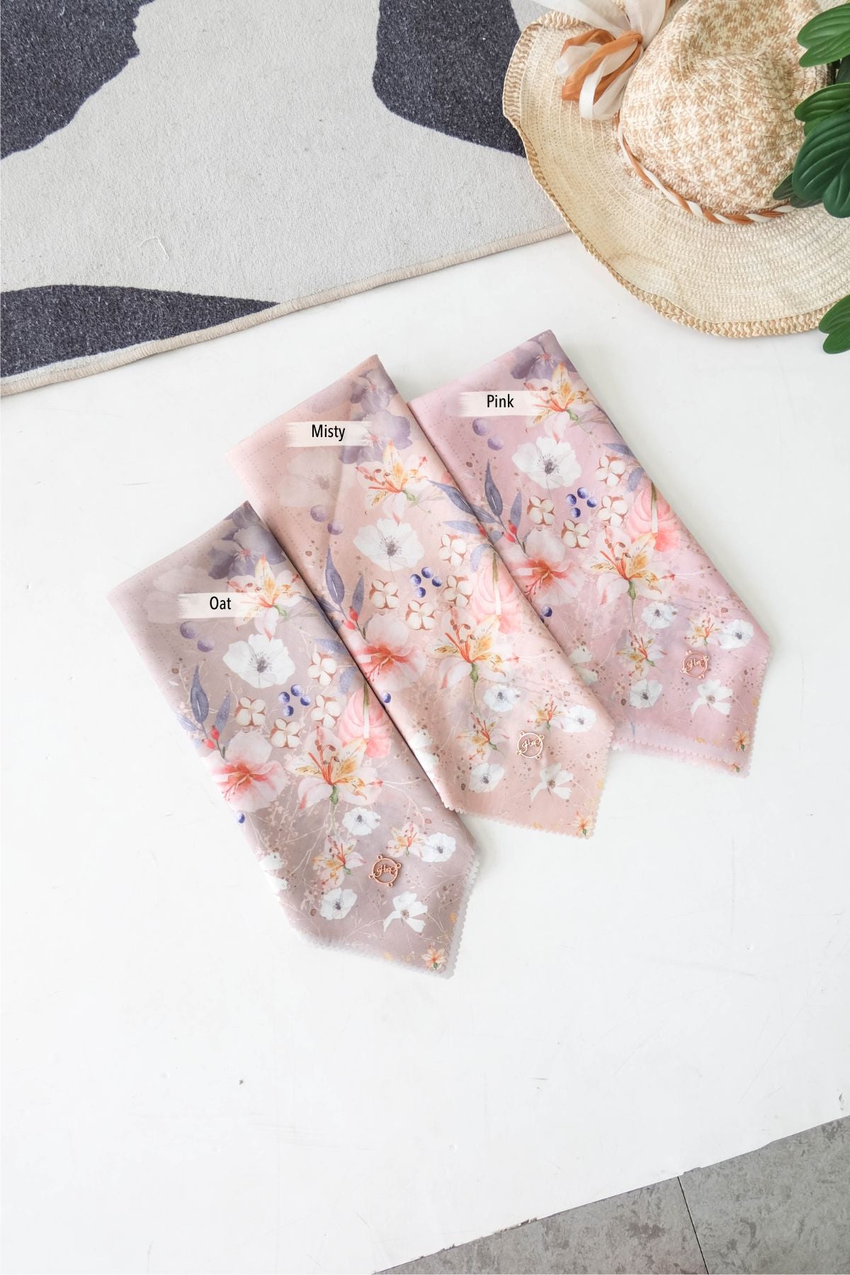 Leaf Mirea Scarf Polycotton - Oat