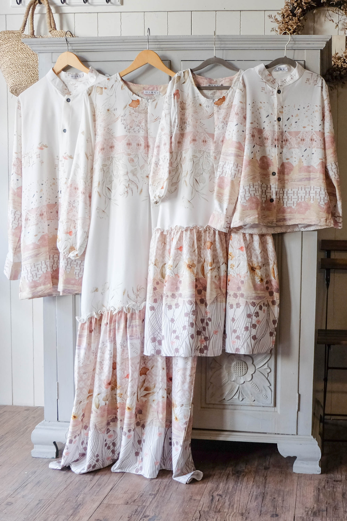 Rumah Senja Family Set - White