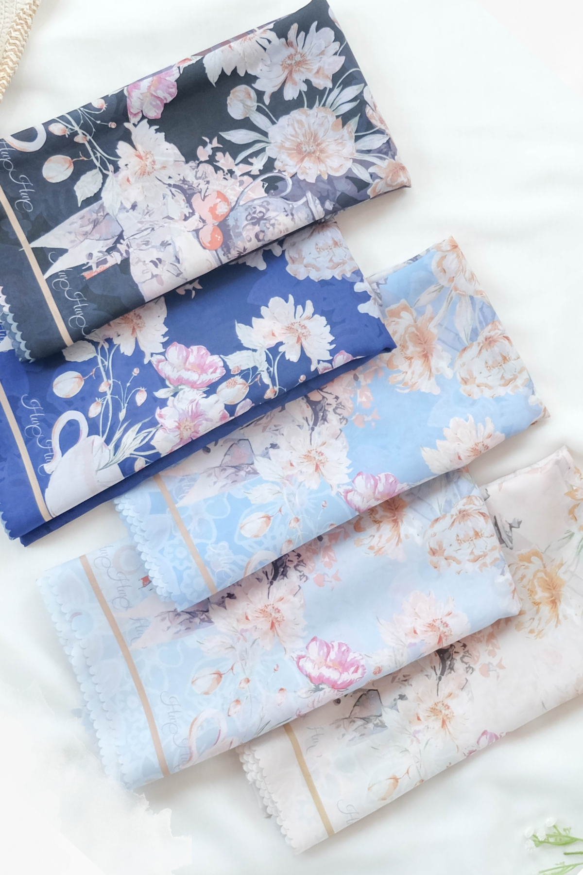 Camellia - Scarf Square Premium Polycotton XL | Fine Blue - CJ15.4