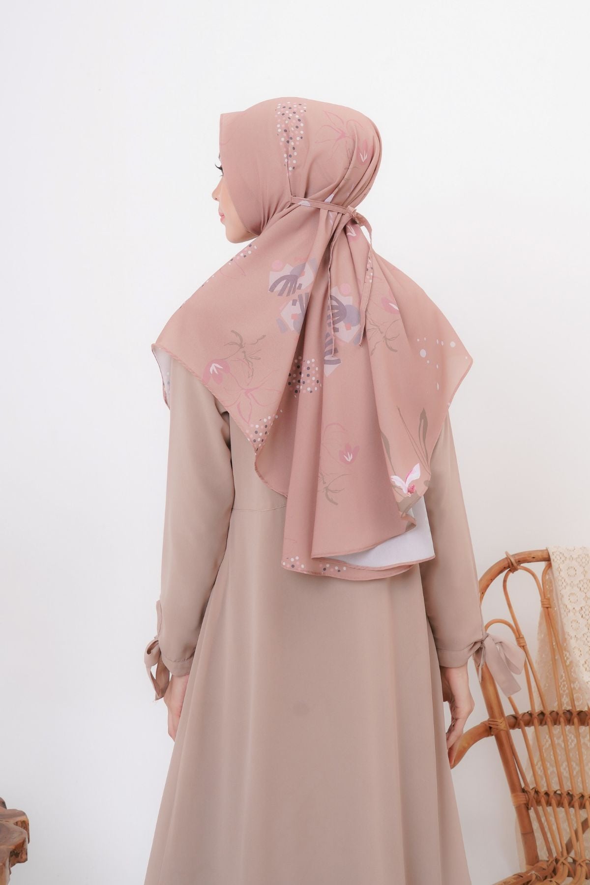 Magnolia - Instan Baiti - Clay - BM45.11