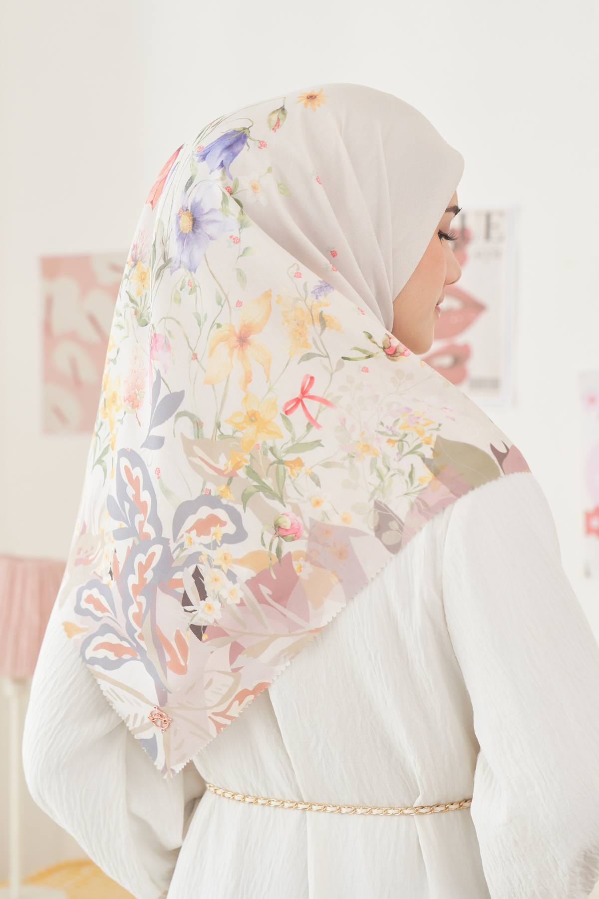 Daffodil - Scarf Square - Creamy Oat - DF14.2