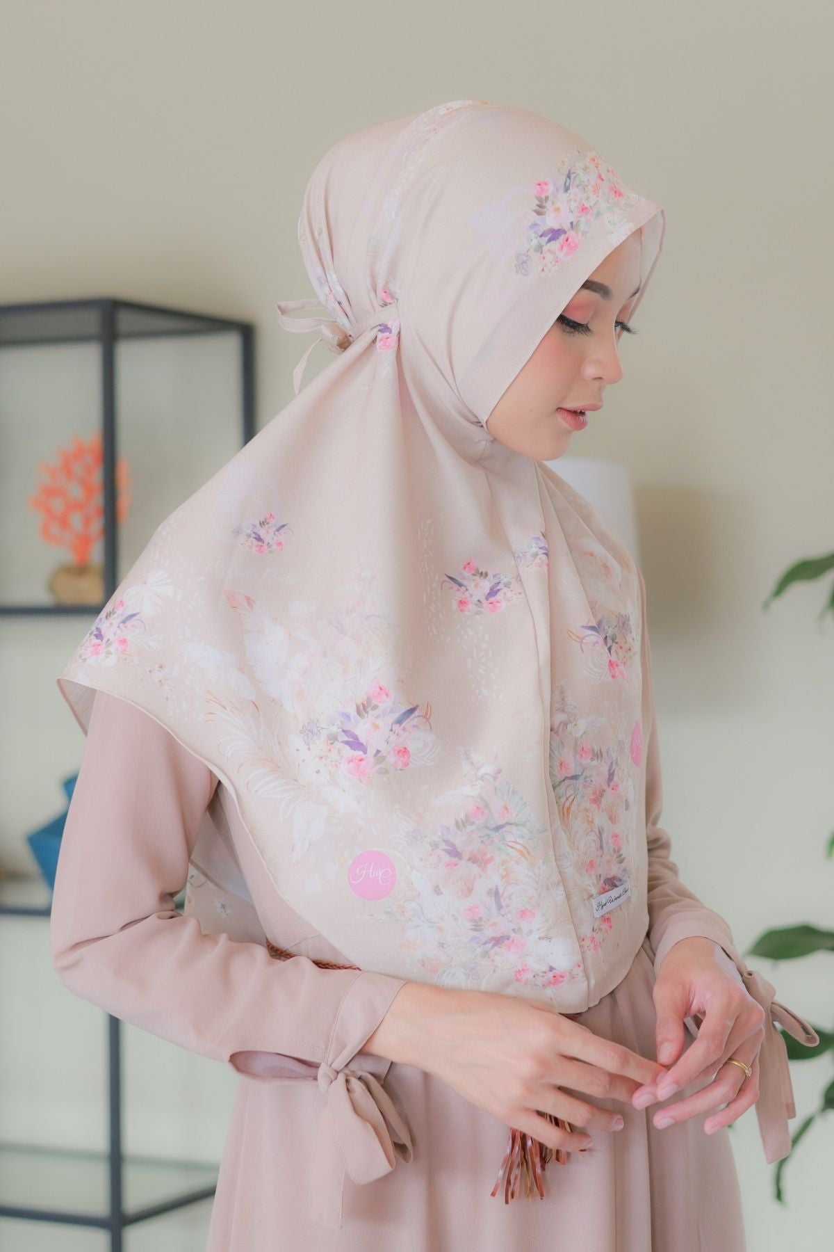 Emily - Instan Baiti -Cream - BM45.90