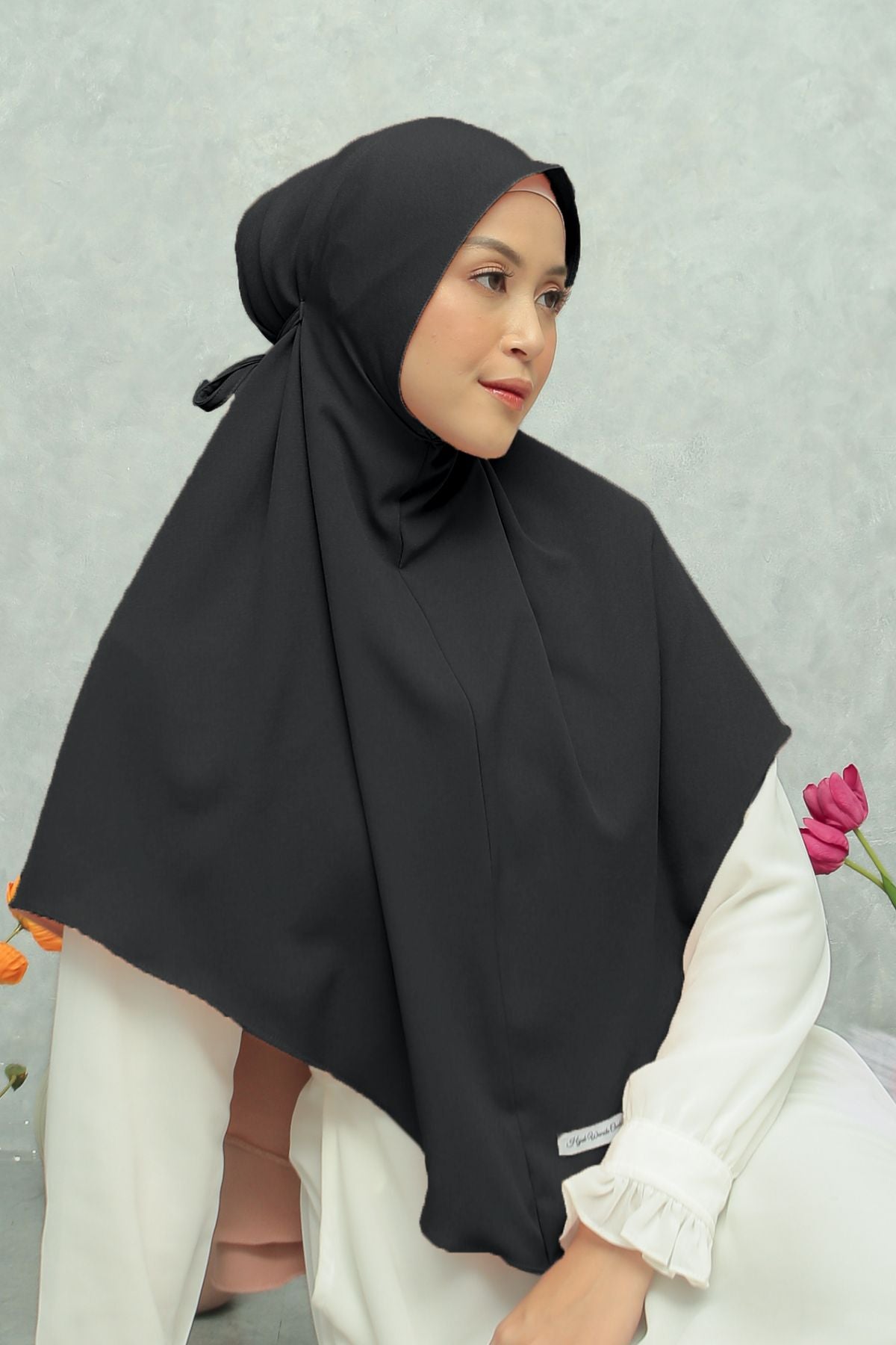Hijab Instan Baiti Polos Jumbo - BJ10.1 Black