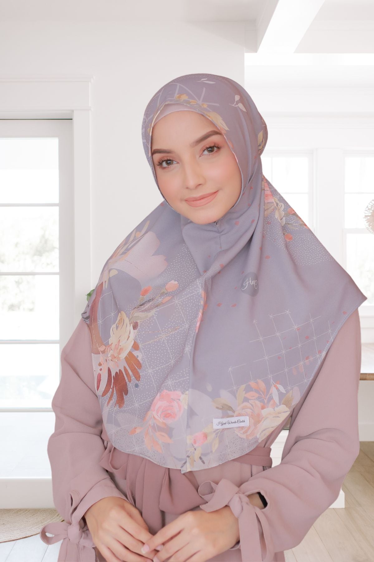 Rosalie - Instan Baiti - Grey - BM45.22