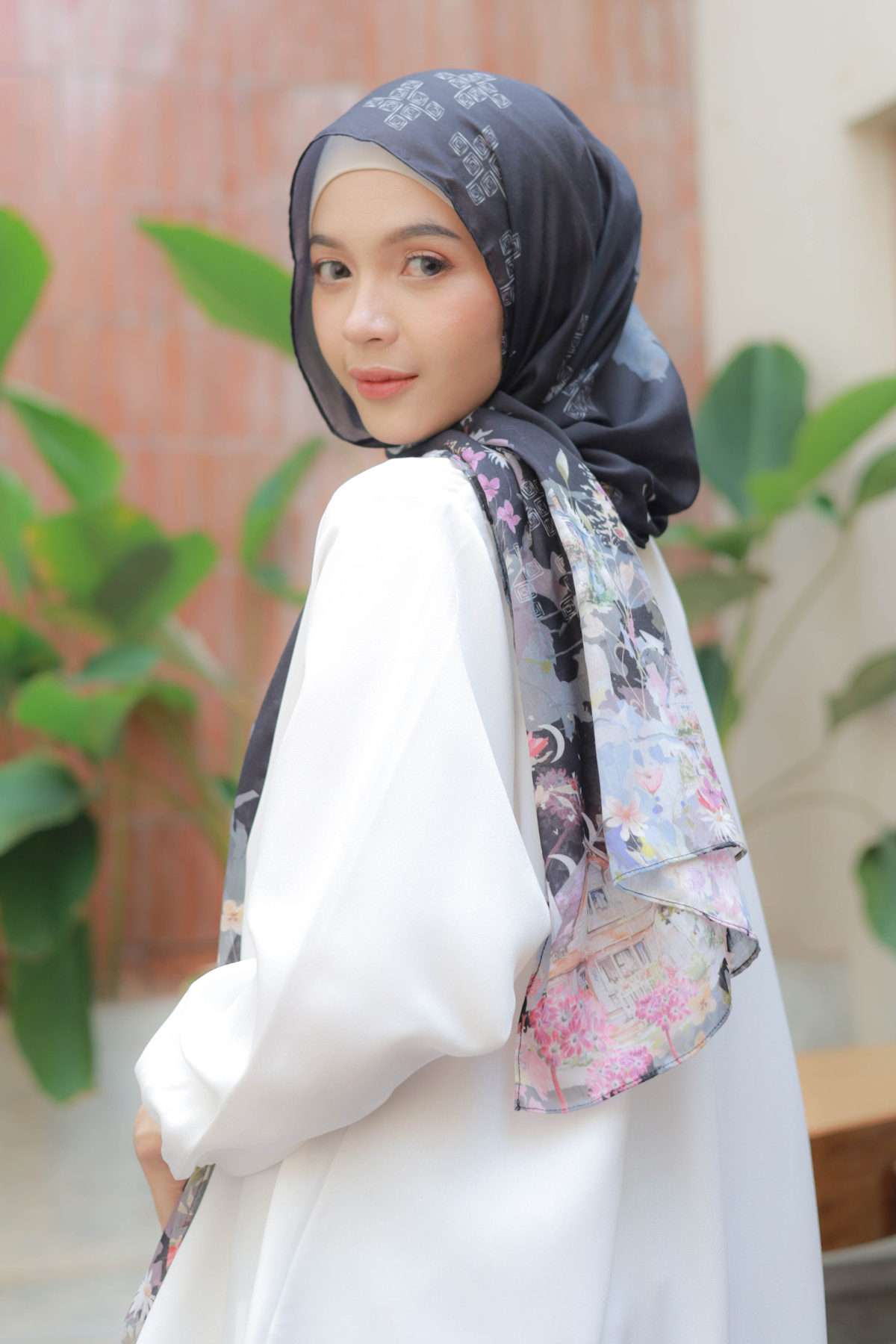 Pashmina Verbena - PVR1.1 Black