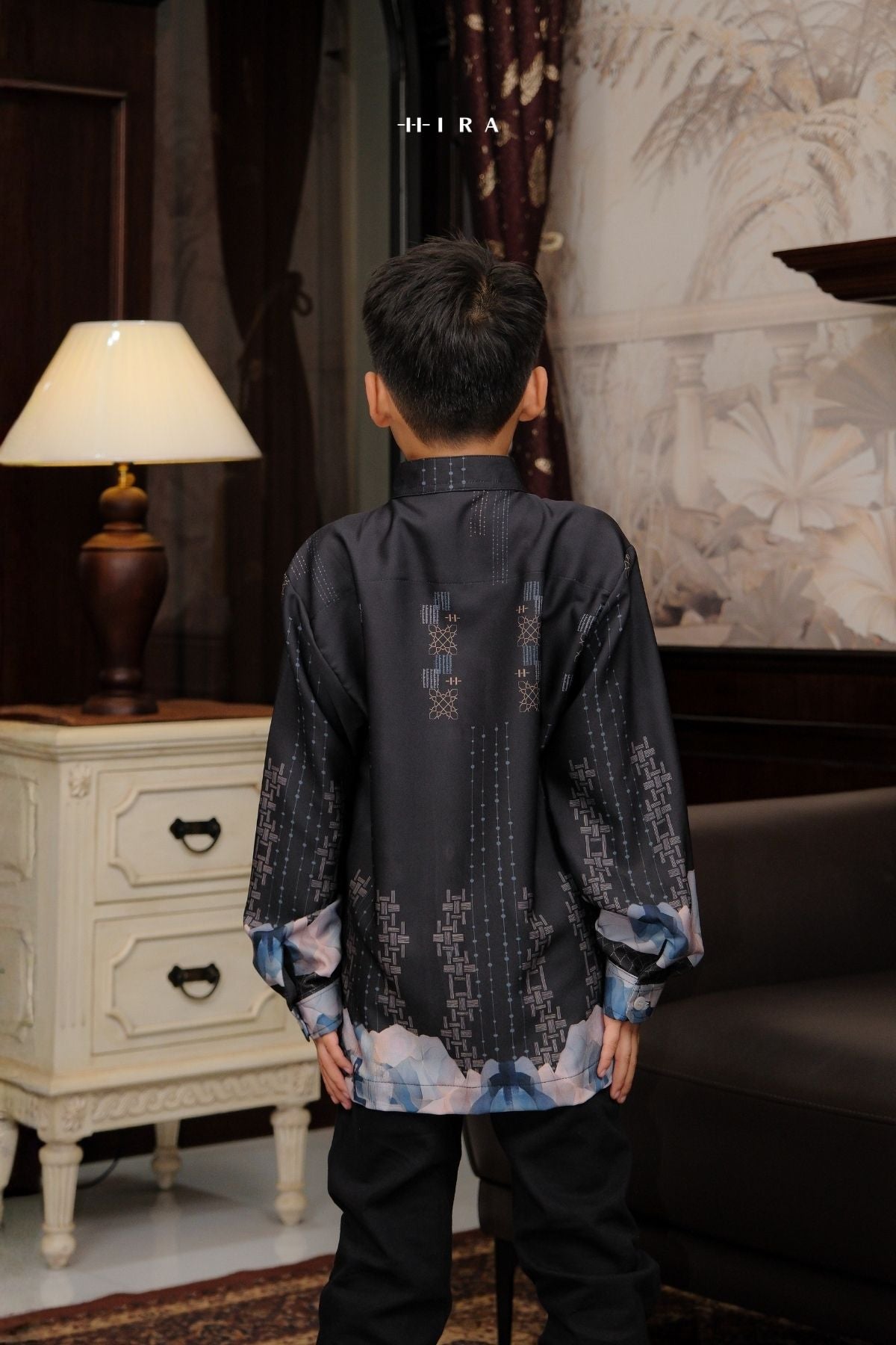 TAMANA Family Set — Black | HIRA Raya 2027
