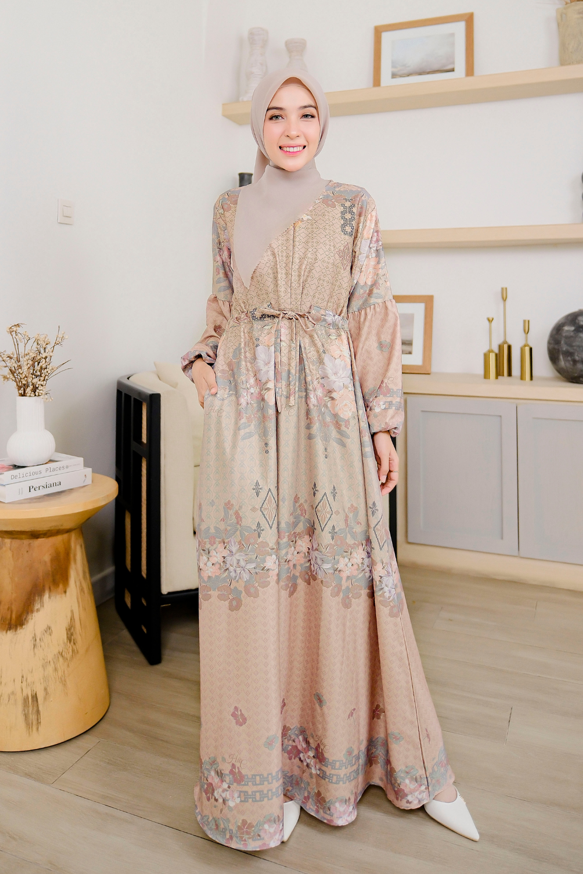Chatara Dress - Mocca
