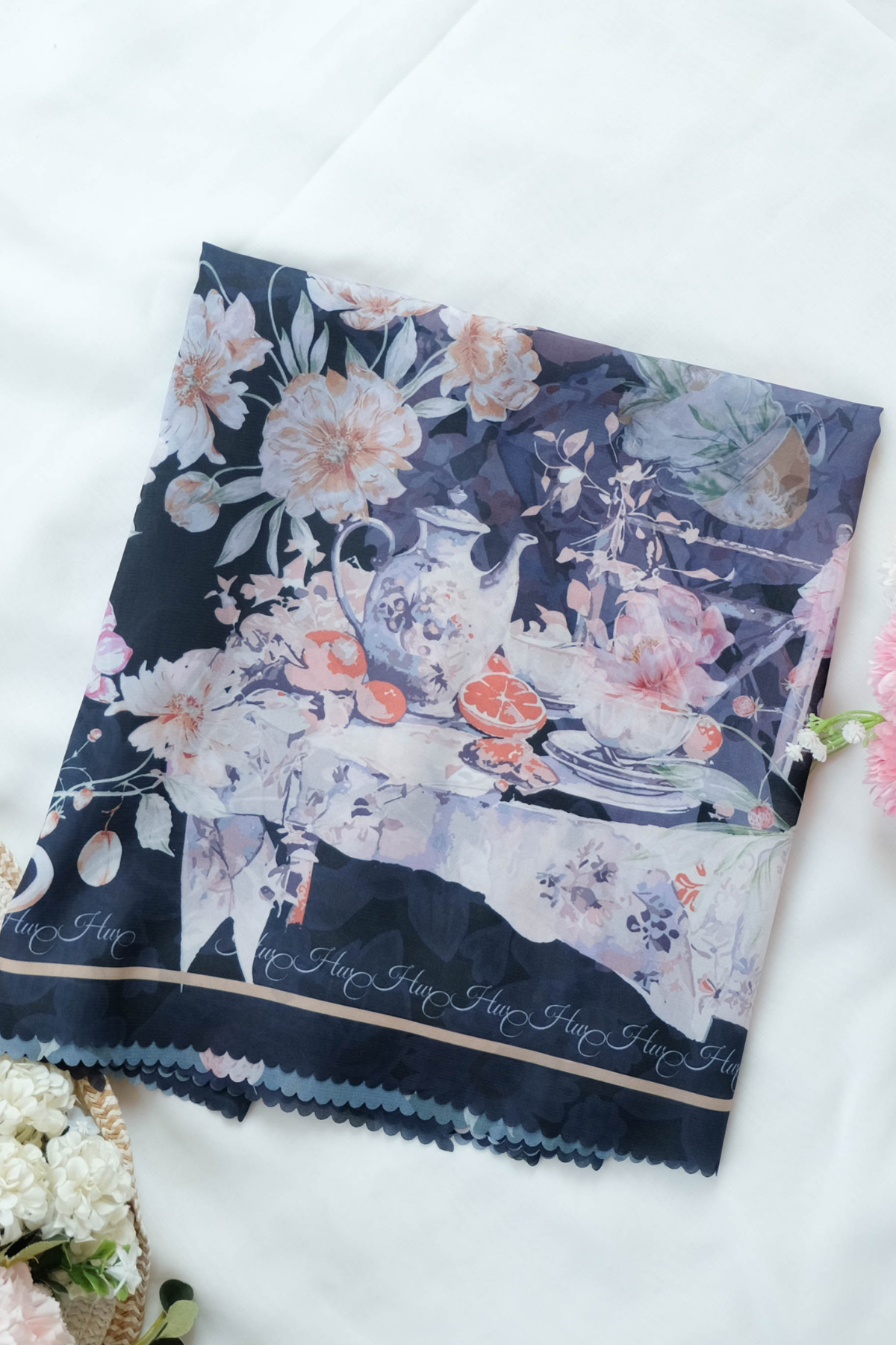 Camellia - Scarf Square Premium Polycotton XL | Black - CJ15.1