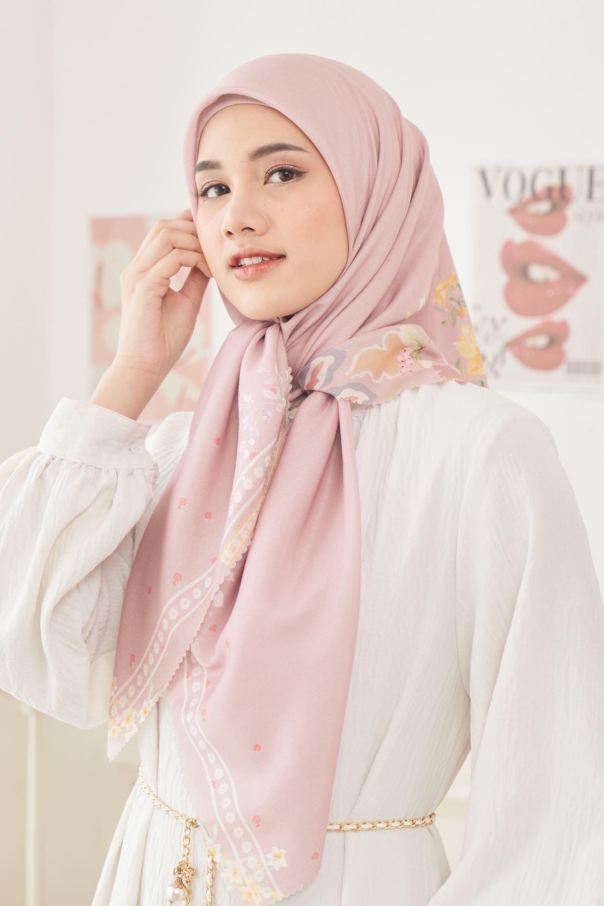 Daffodil - Scarf Square - Pink - DF14.10