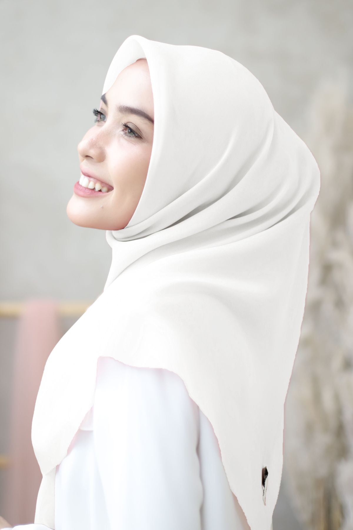 Segiempat Hana - LP85.46 White