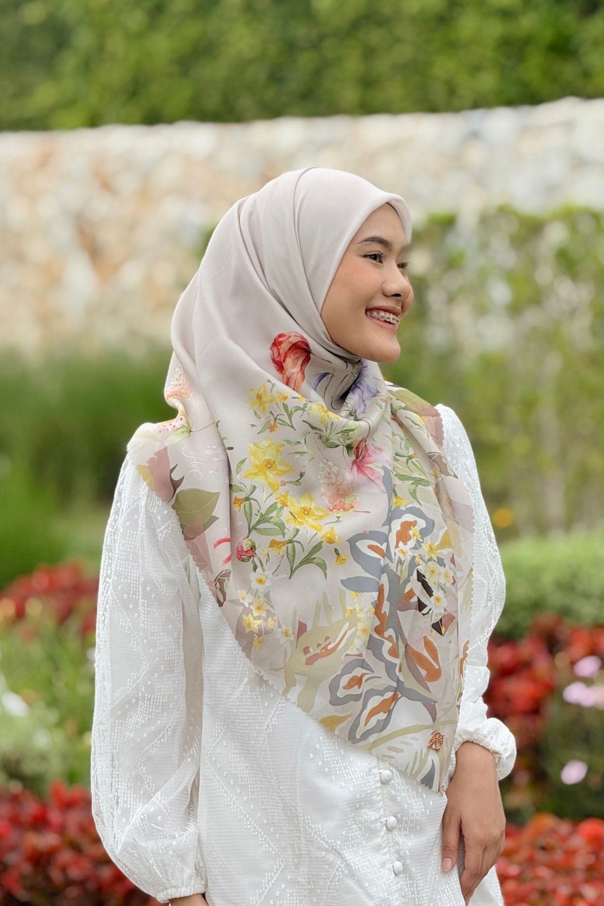 Daffodil - Scarf Square Premium Polycotton XL - Mocca - JD14.9