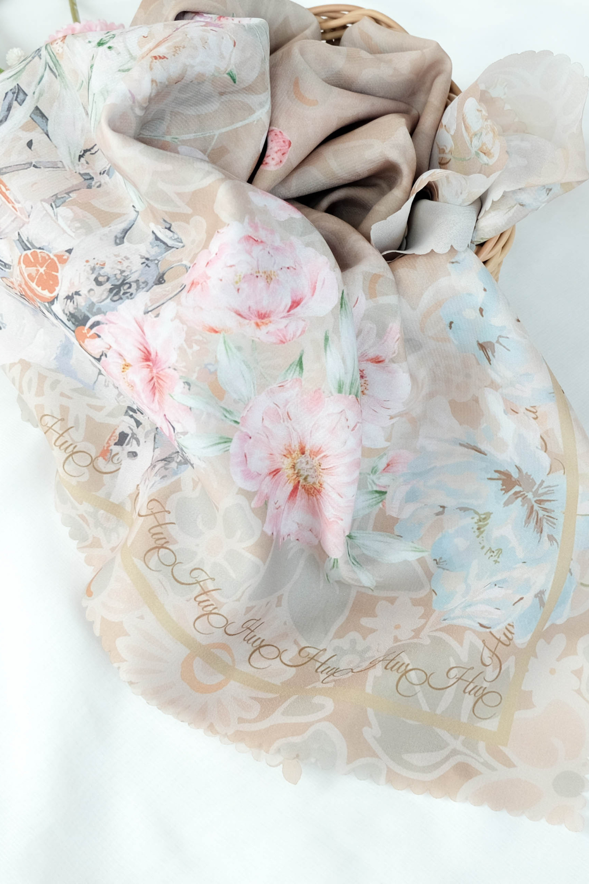 Camellia - Scarf Square Premium Polycotton XL | Mood Booster Bronze - CJ15.15