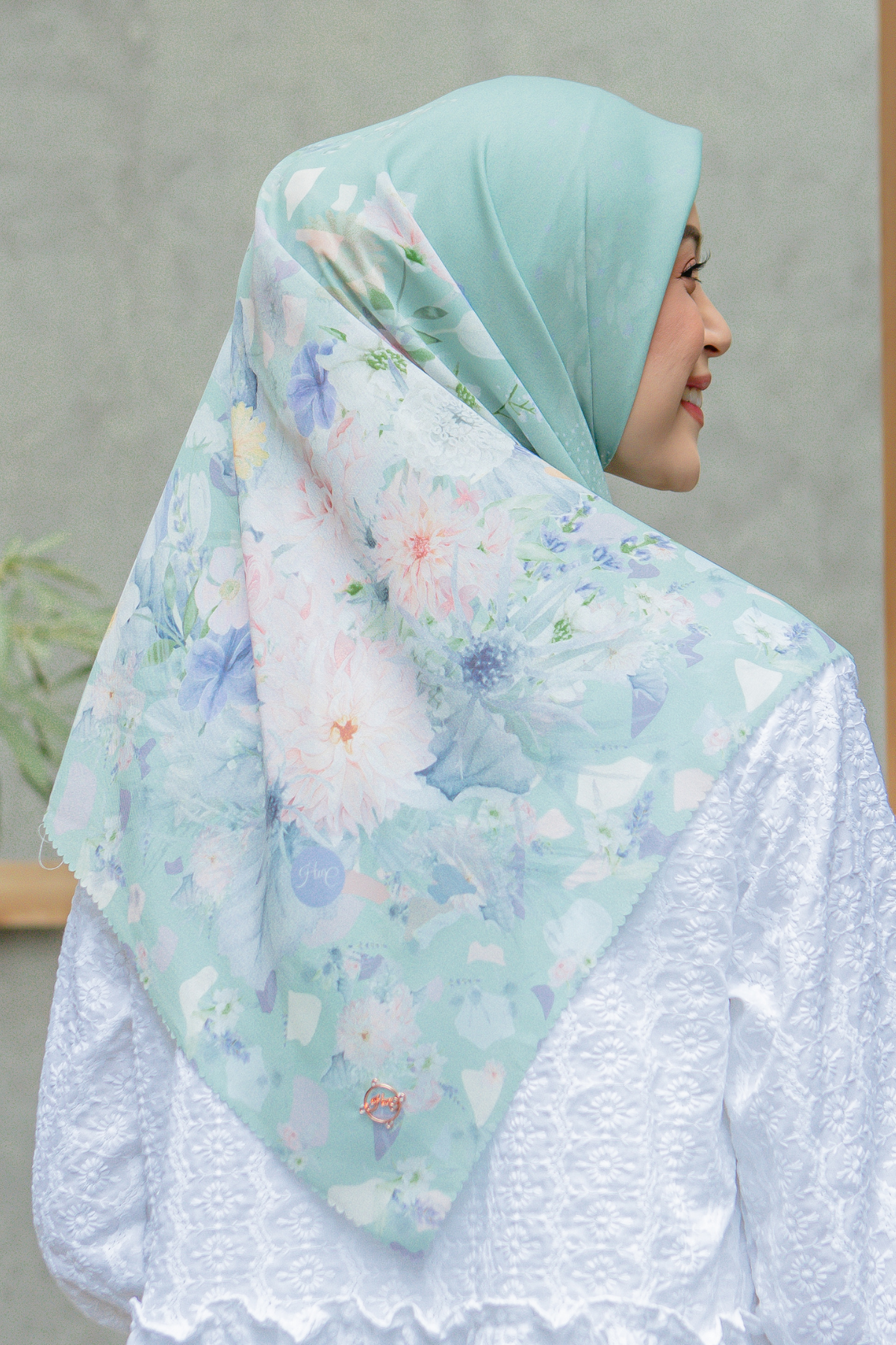 Dahlia - Scarf Square British Voal | Sage - LIA7.9