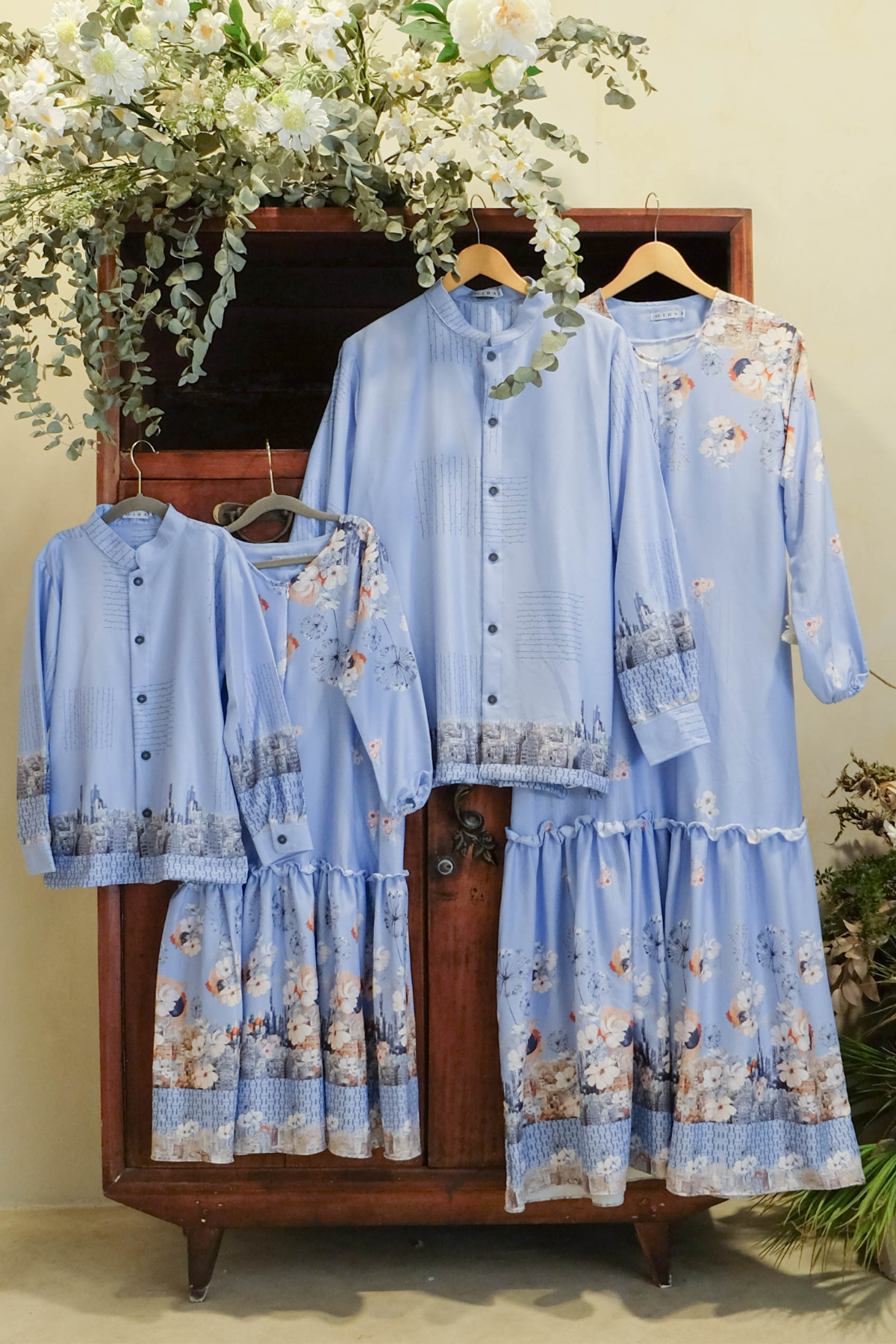 Riuh Kota Family Set - Soft Blue