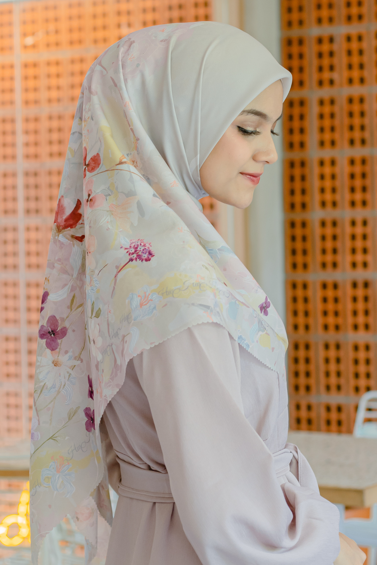 Verbena - Scarf Square Premium Polycotton XL - Creamy - VJ26.13