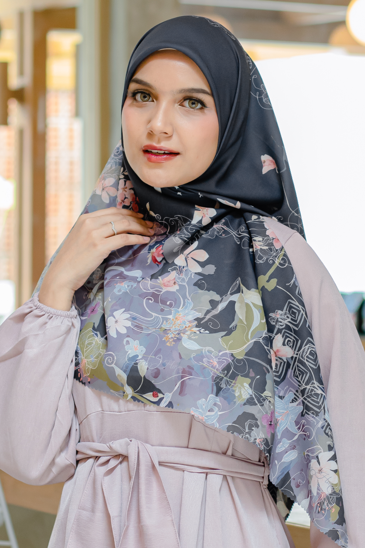 Verbena - Scarf Square Premium Polycotton XL - Black - VJ26.1