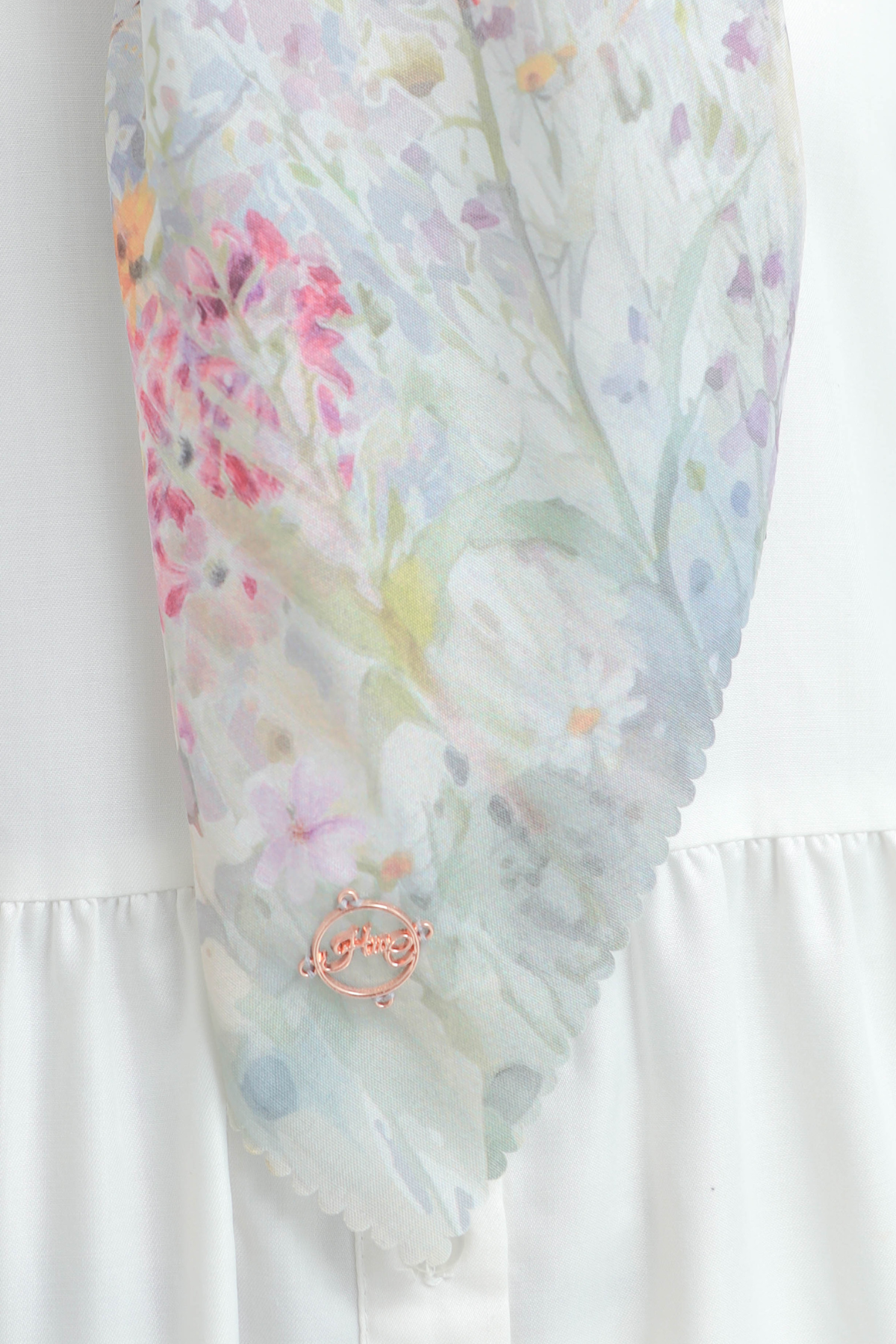 Verbena - Scarf Square British Voal - Sand - VR26.5