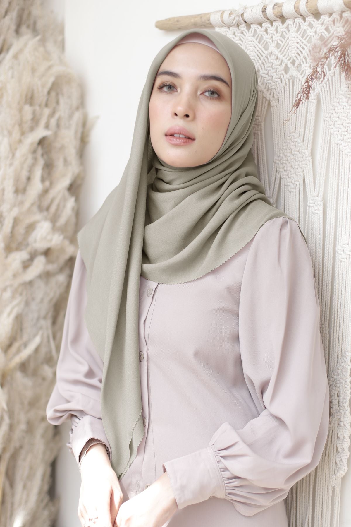 Segiempat Vina Voal - VT34.27 Frosty Gray
