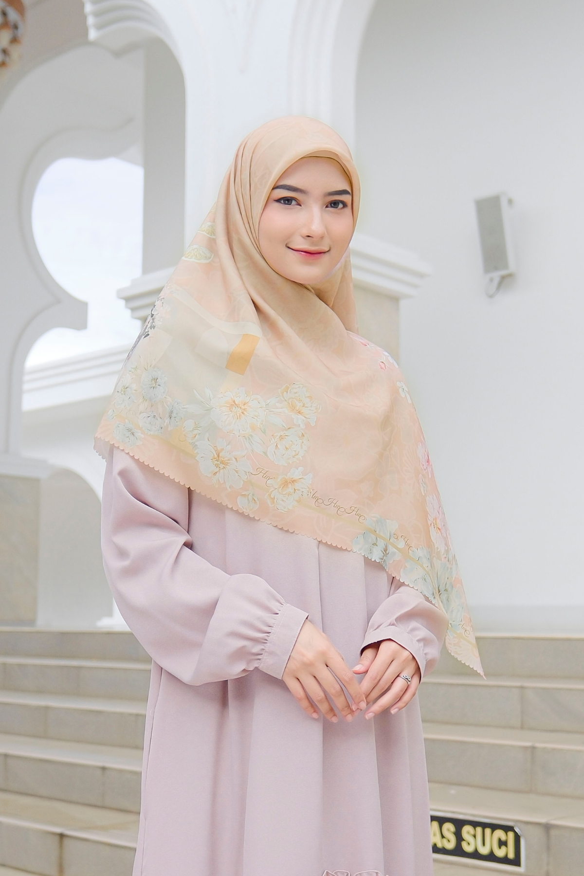 Camellia Scarf Jumbo