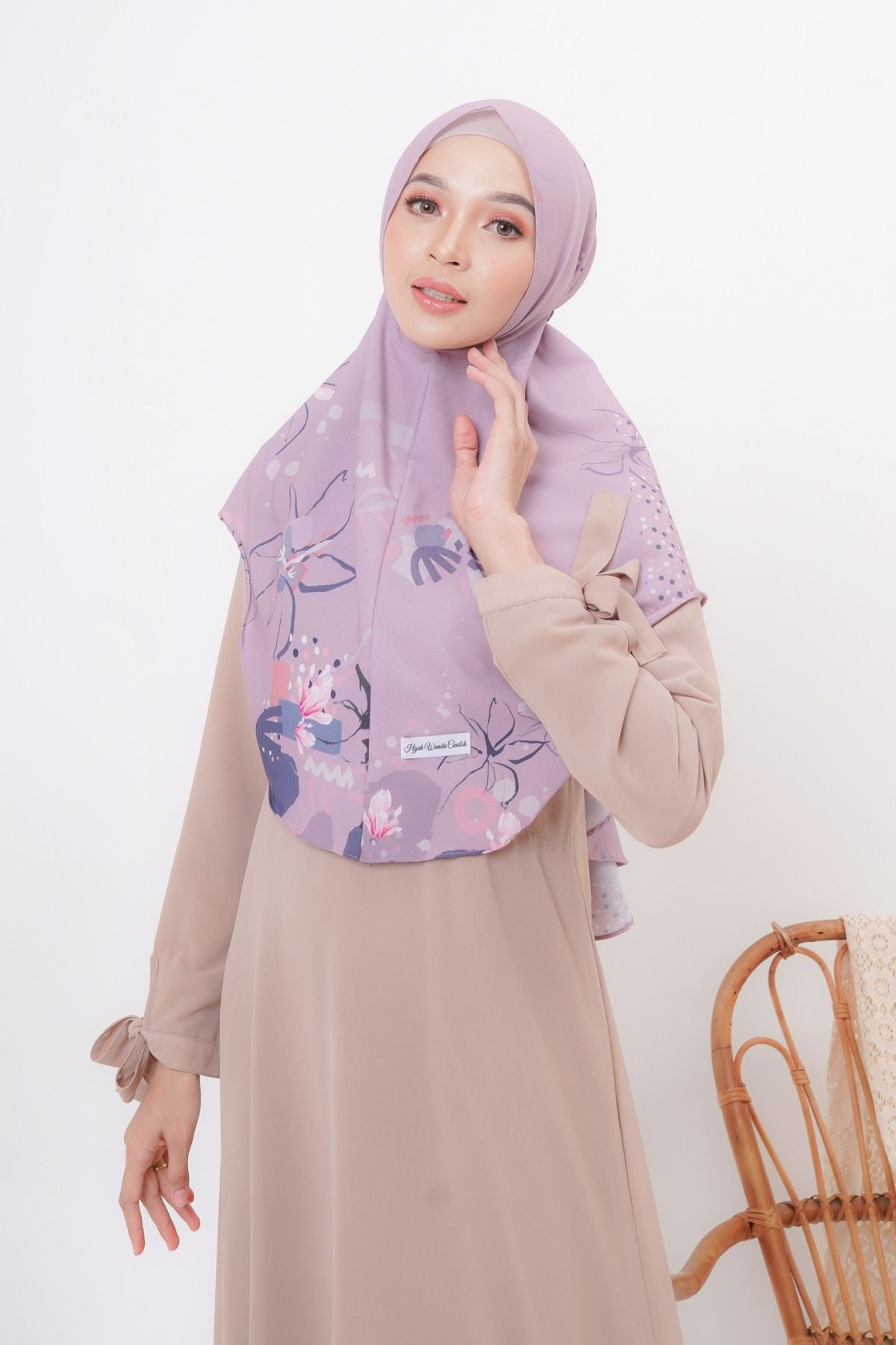 Magnolia - Instan Baiti - Queen - BM45.10