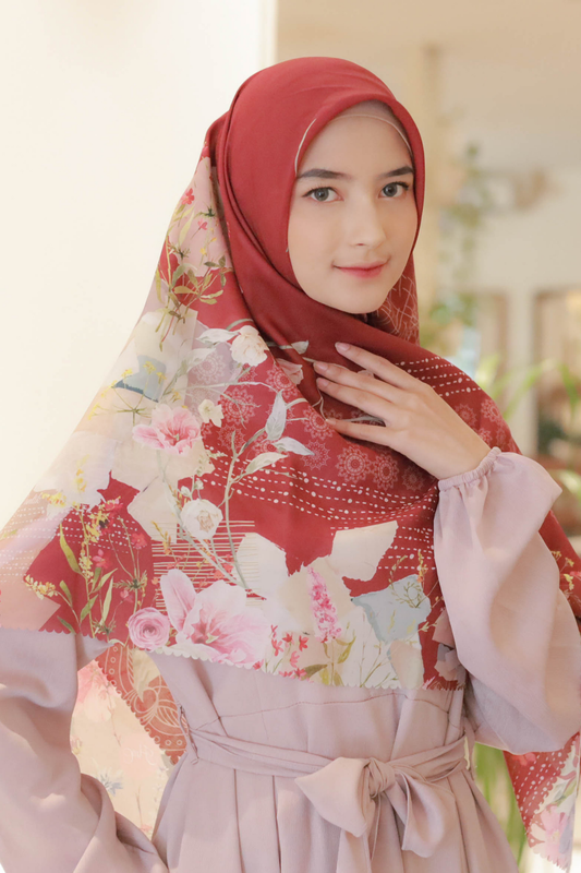 [ BUY 3 GET 1 FREE HIJAB ] Florence - Scarf Square Premium Polycotton XL - Lava Maroon - RJ24.4