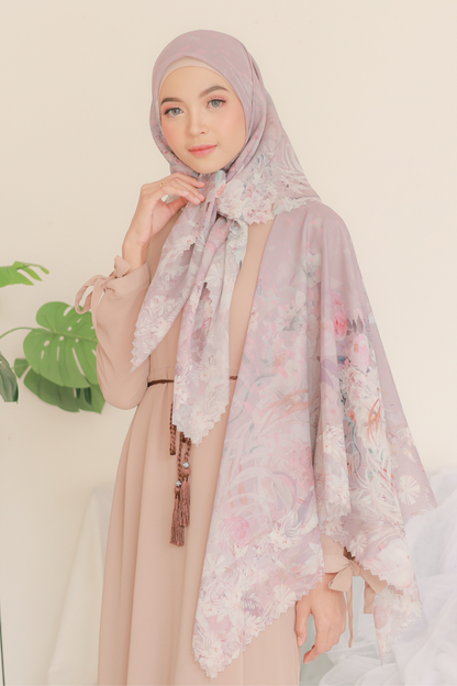 [ BUY 3 GET 1 FREE HIJAB ] Emily JUMBO - Scarf Square Premium Polycotton XL | Latte - EB28.5