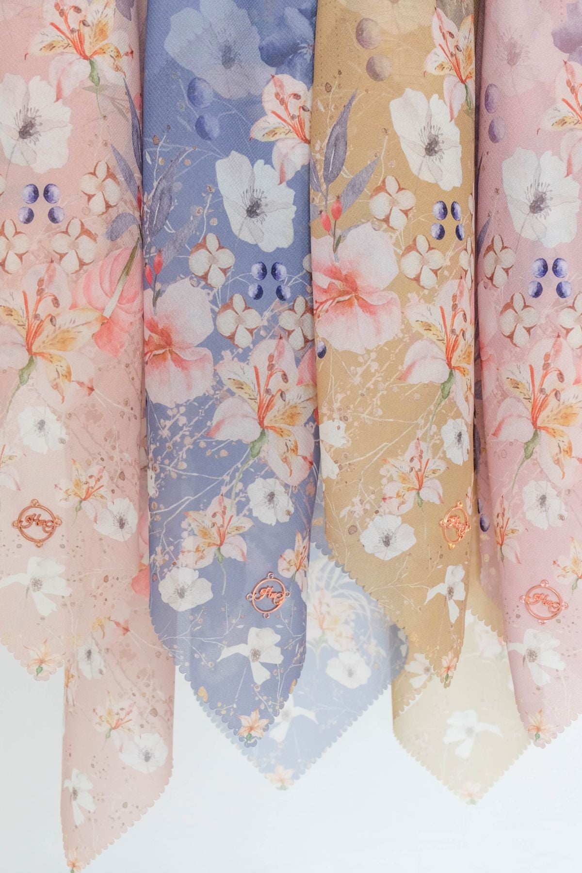 Leaf Mirea Scarf - LF29.9 LL29.9 LB29.9 Misty