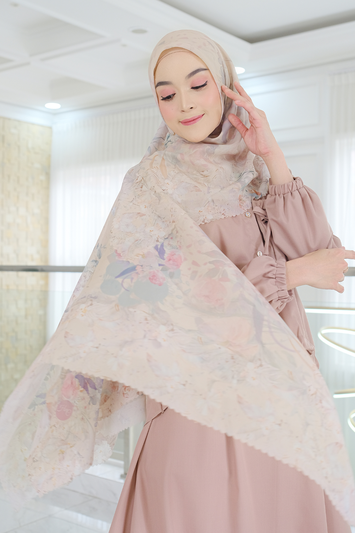 Emily - Scarf Square Premium Polycotton XL | Cream - EB28.3