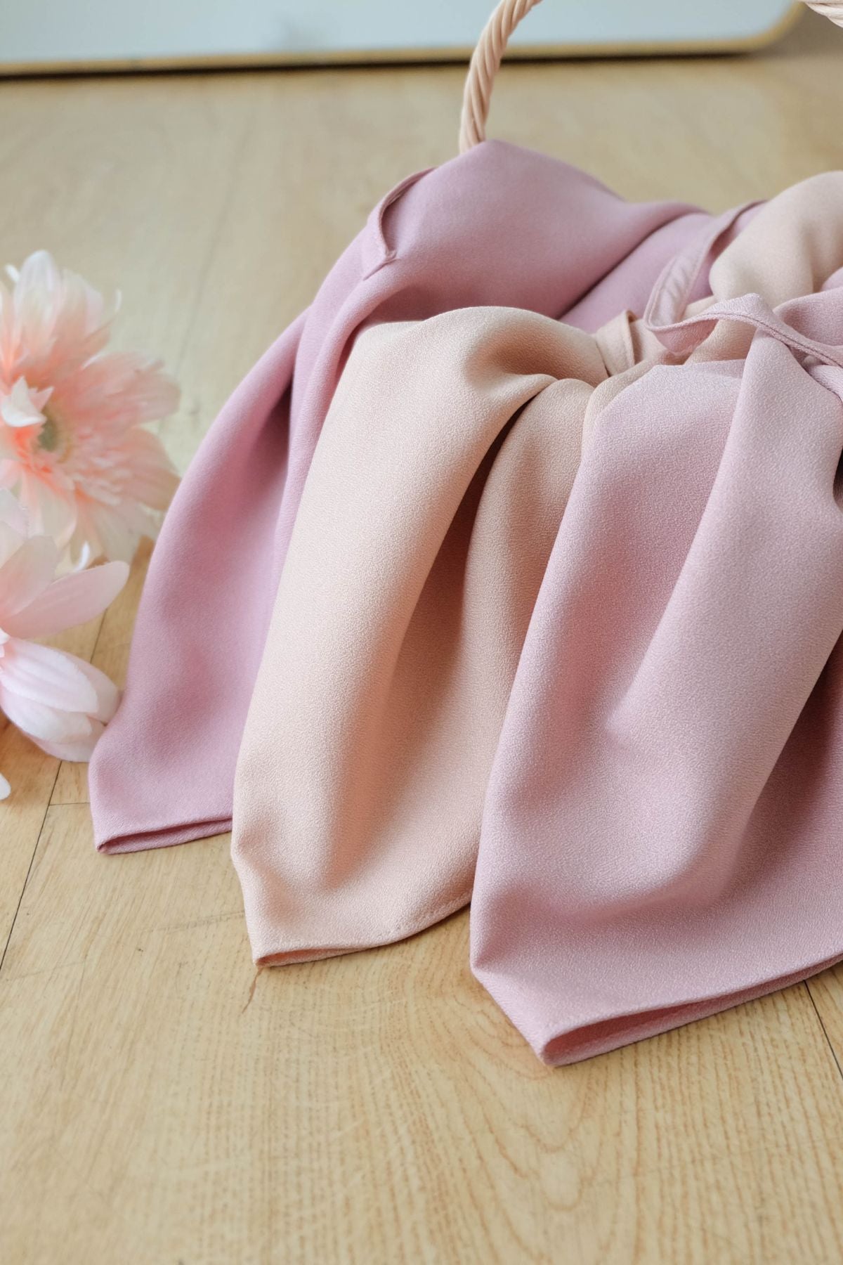 Hijab Instan Baiti Polos Jumbo - BJ10.5 Rose