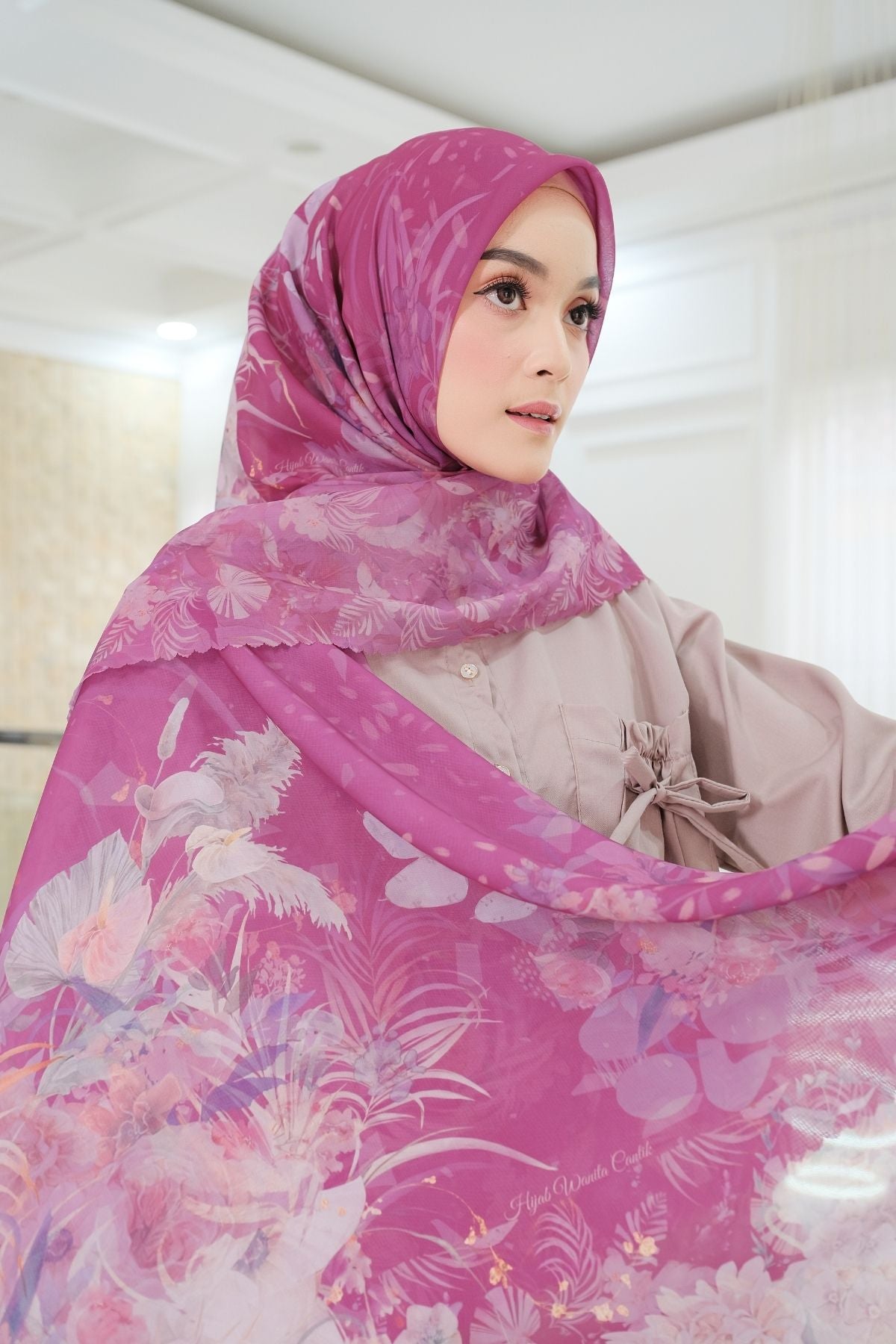 [ BUY 3 GET 1 FREE HIJAB ] Emily - Scarf Square Premium Polycotton | Magenta - EM28.15