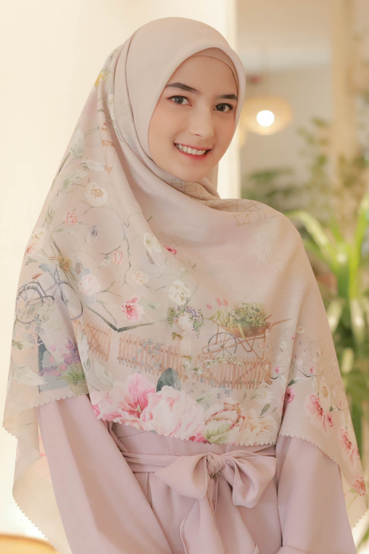 [ BUY 3 GET 1 FREE HIJAB ] Florence - Scarf Square Premium Polycotton XL - Magic Mocca - RJ24.6
