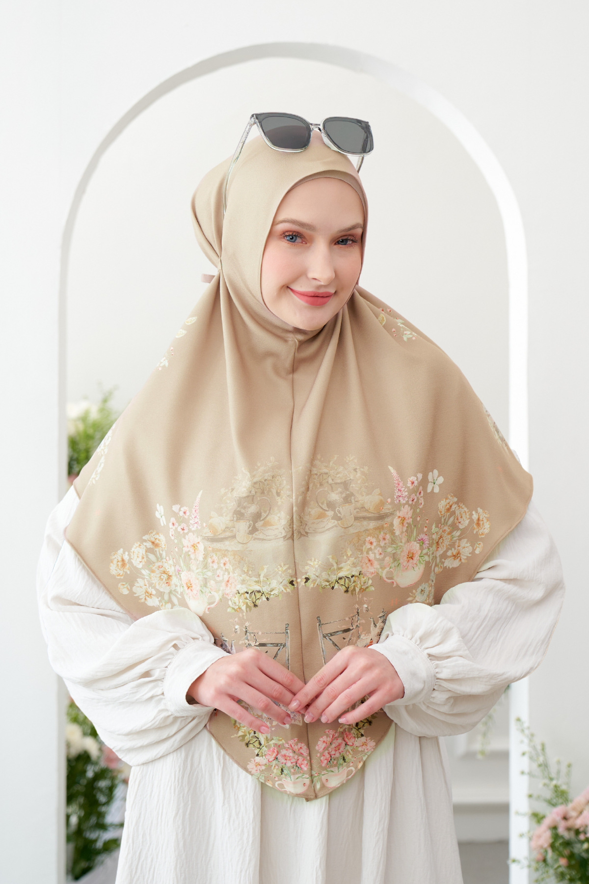 Hijab Instan Baiti Camellia Jumbo | Bronze - CB11.5