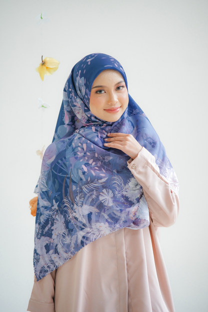 [ BUY 3 GET 1 FREE HIJAB ] Emily JUMBO - Scarf Square Premium Polycotton XL | Navy - EB28.17