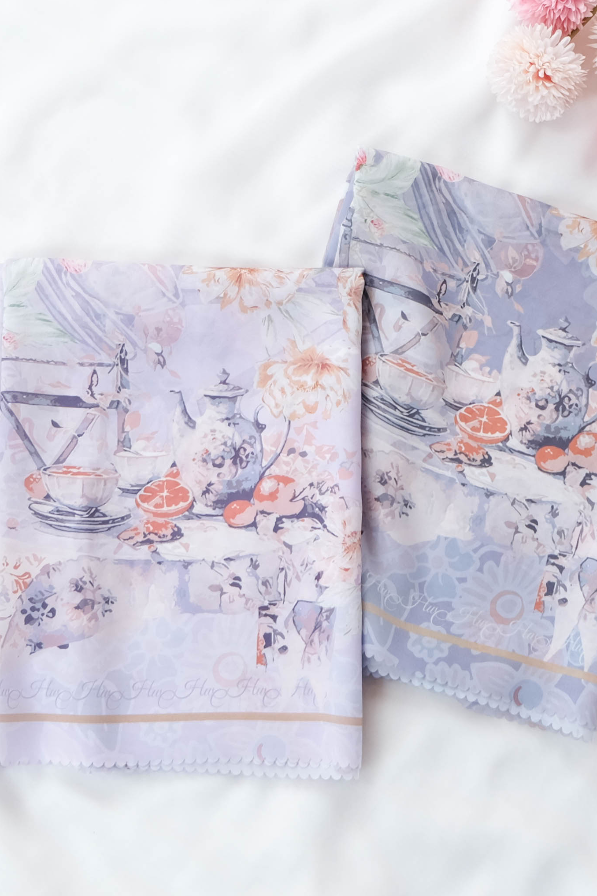 Camellia - Scarf Square Premium Polycotton XL | Relaxing Lilac - CJ15.18