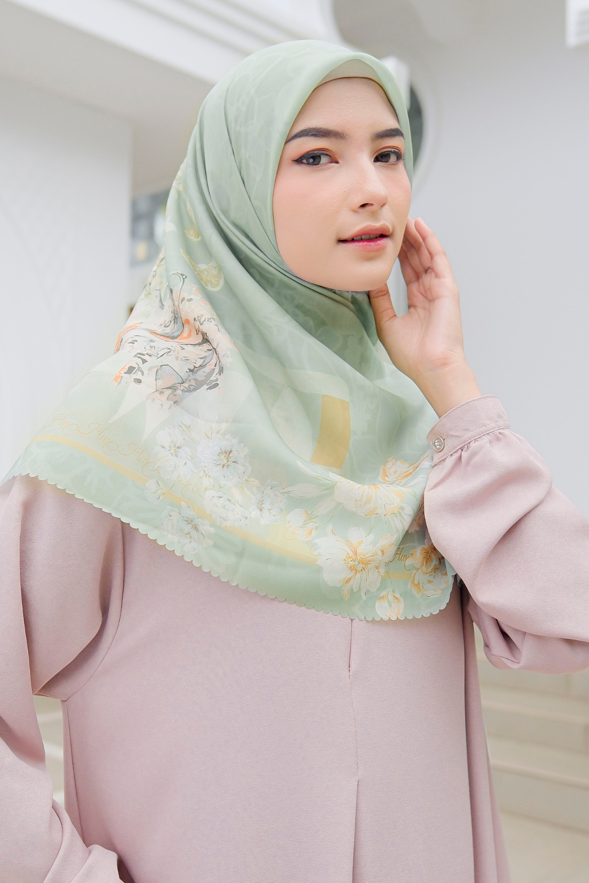 Camellia - Scarf Square Premium Polycotton XL | Enjoyable Greentea - CJ15.3