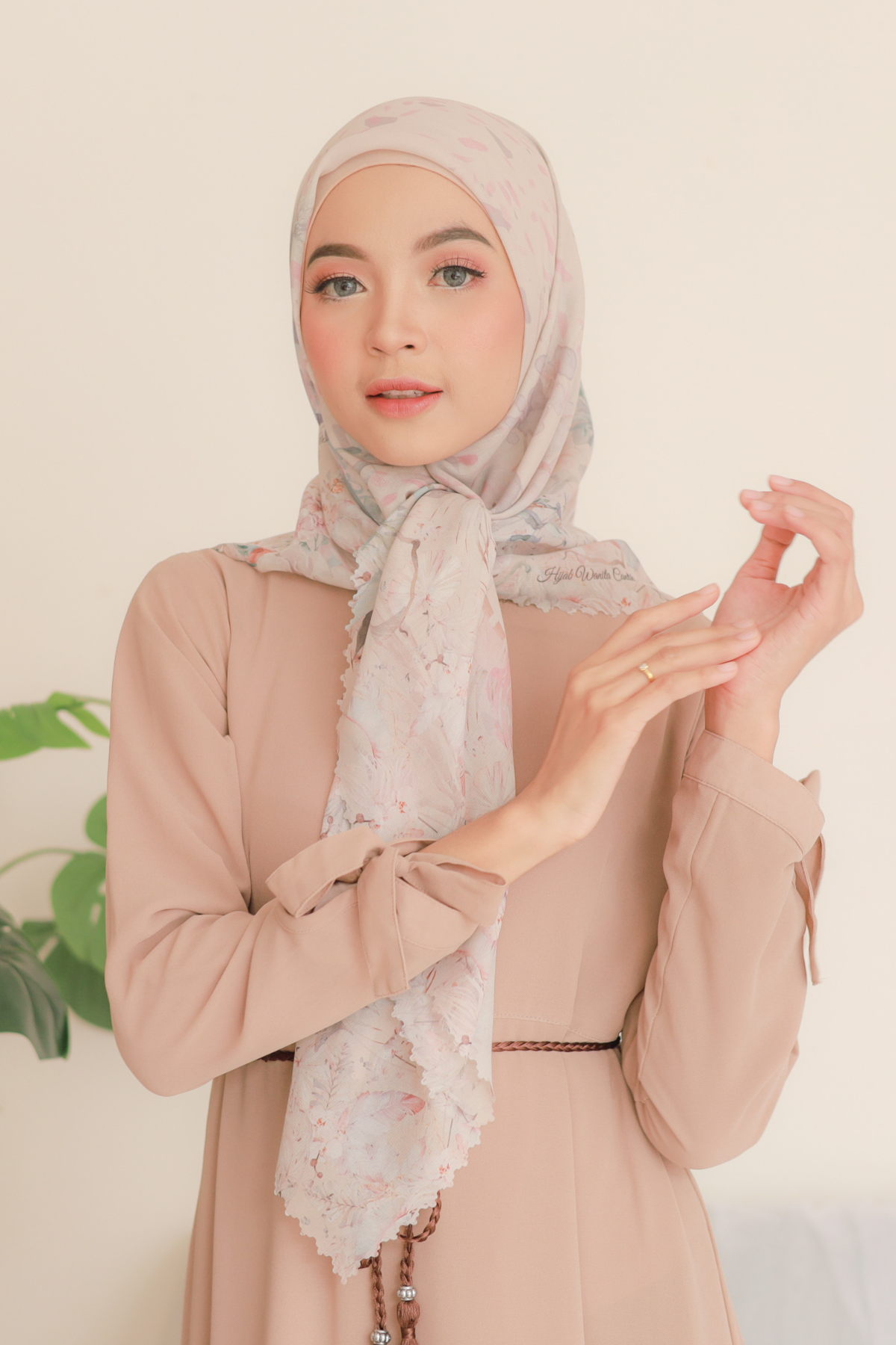 Emily - Scarf Square Premium Polycotton | Cream - EM28.3