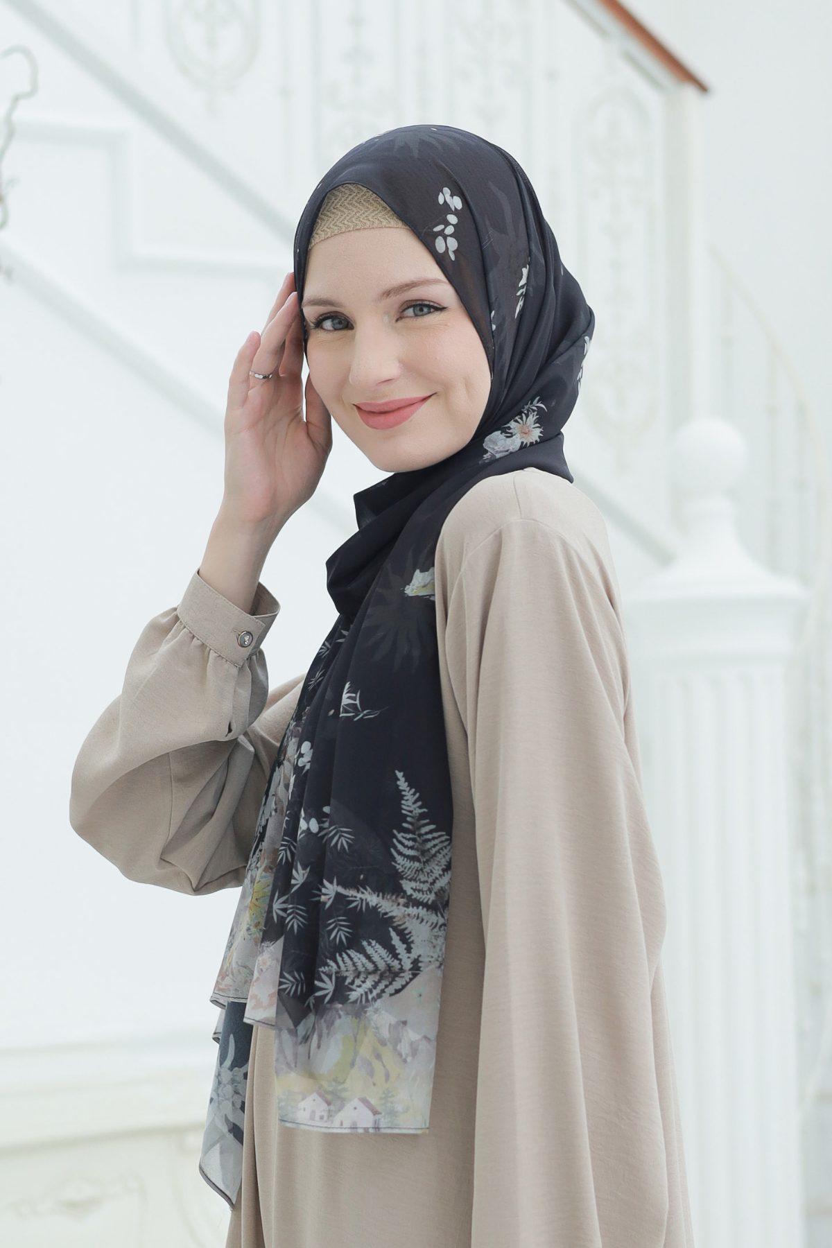 Edelweiss - Pashmina Premium Cerutti - Swiss Black - PM11.90