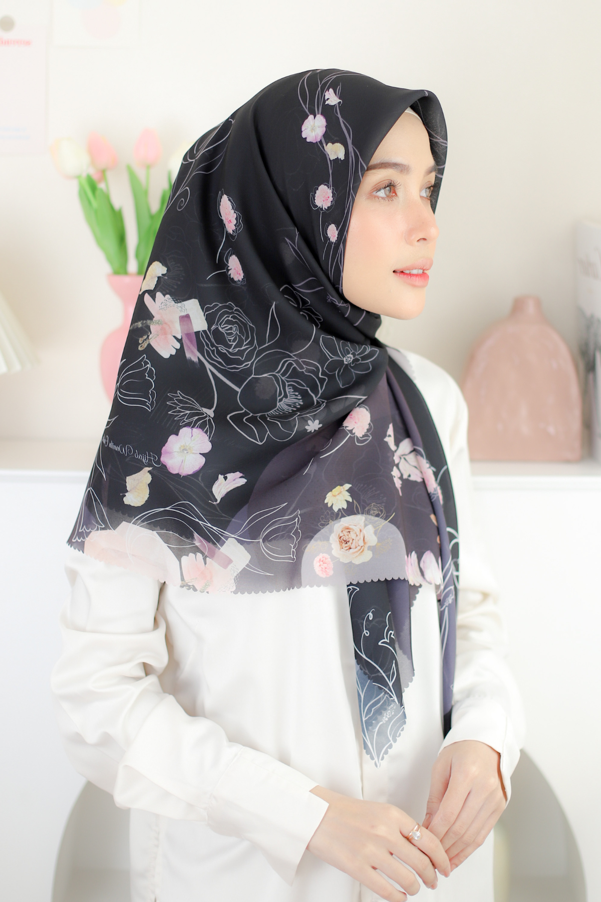 Mora - Scarf Square Premium Polycotton - Black - MCF2.1