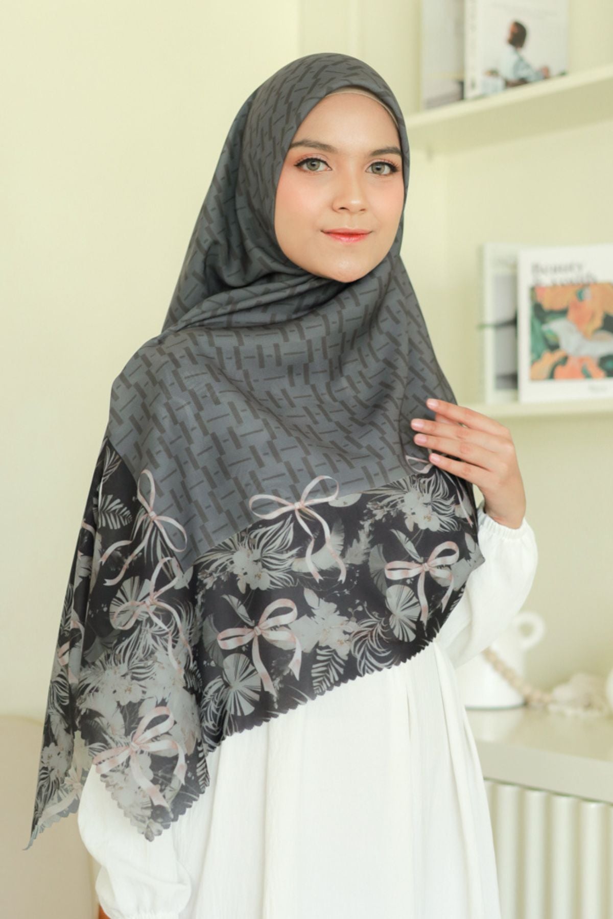 [ BUY 3 GET 1 FREE HIJAB ] Emily JUMBO - Scarf Square Premium Polycotton XL | MONO BLACK - EB28.33