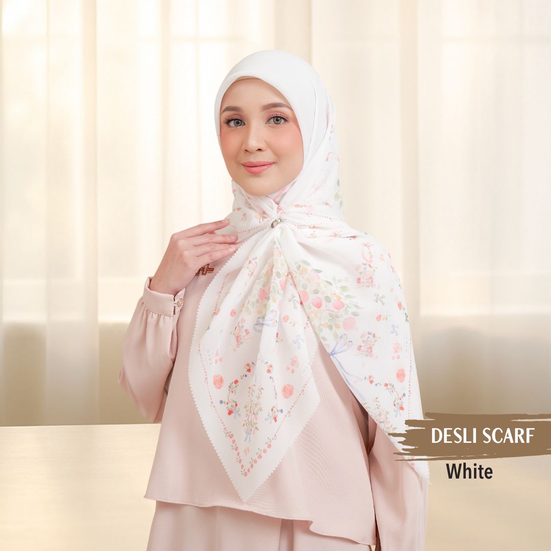Desly Scarf - DP32.10 DV32.10 DJ32.10 White