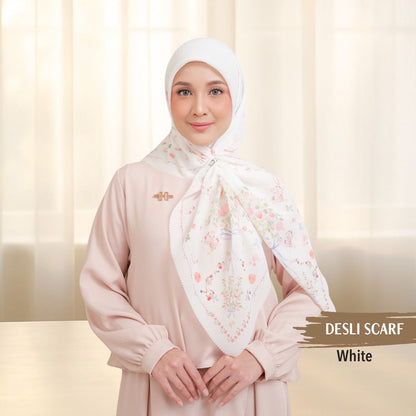 Desly Scarf - DP32.10 DV32.10 DJ32.10 White