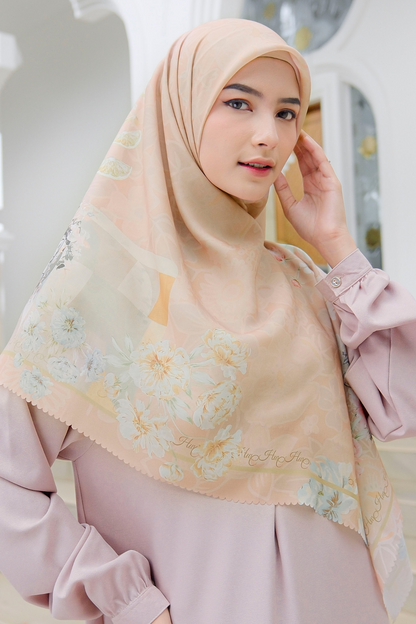 Camellia - Scarf Square Premium Polycotton XL | Marvelous Terra - CJ15.13