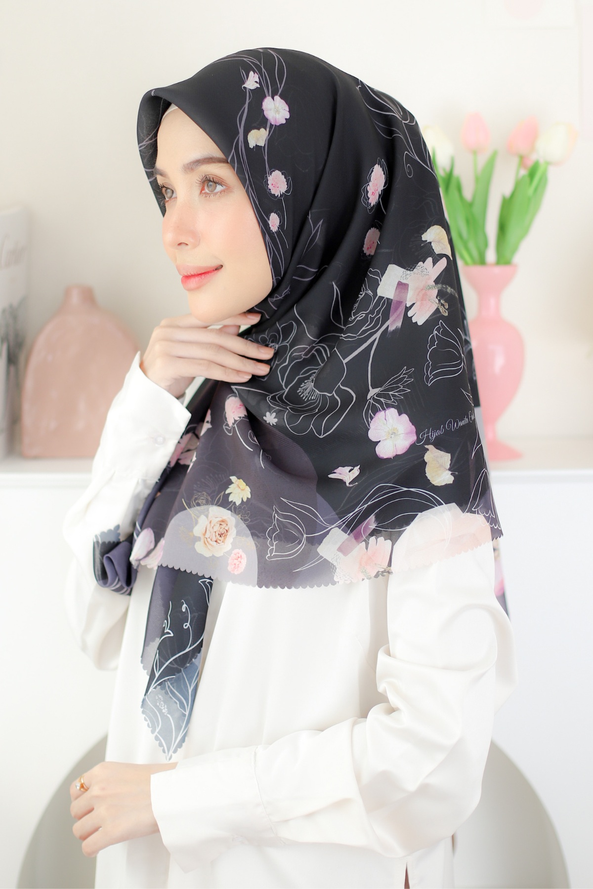 Mora - Scarf Square Premium Polycotton - Black - MCF2.1