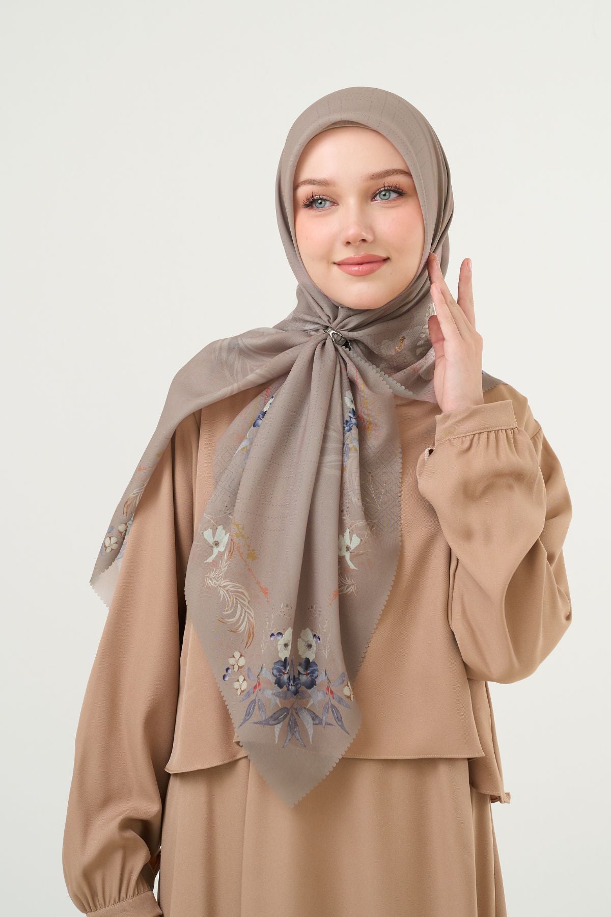 Leaf Mirea Scarf - LF29.5 LL29.5 LB29.5 Oat