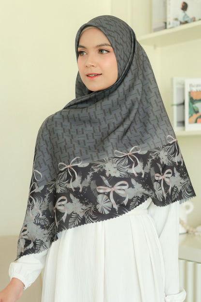 [ BUY 3 GET 1 FREE HIJAB ] Emily JUMBO - Scarf Square Premium Polycotton XL | MONO BLACK - EB28.33