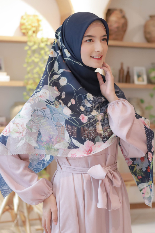 [ BUY 3 GET 1 FREE HIJAB ] Florence - Scarf Square Premium Polycotton XL - Cold Navy - RJ24.2