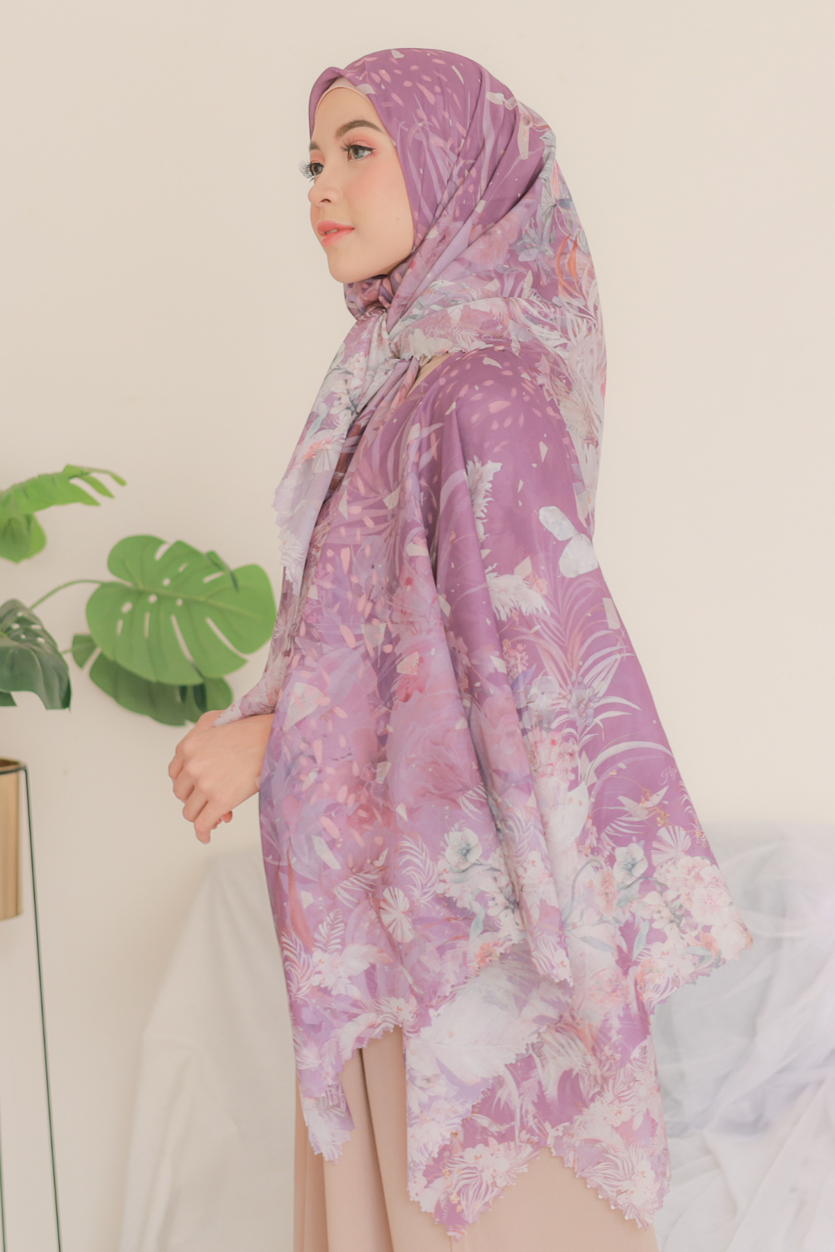 [ BUY 3 GET 1 FREE HIJAB ] Emily JUMBO - Scarf Square Premium Polycotton XL | Mauve - EB28.6