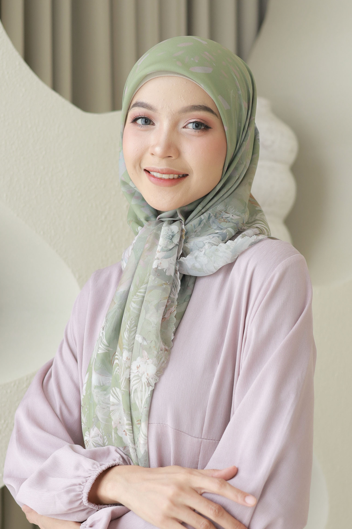 [ BUY 3 GET 1 FREE HIJAB ] Emily - Scarf Square Premium Polycotton | Greenery - EM28.28
