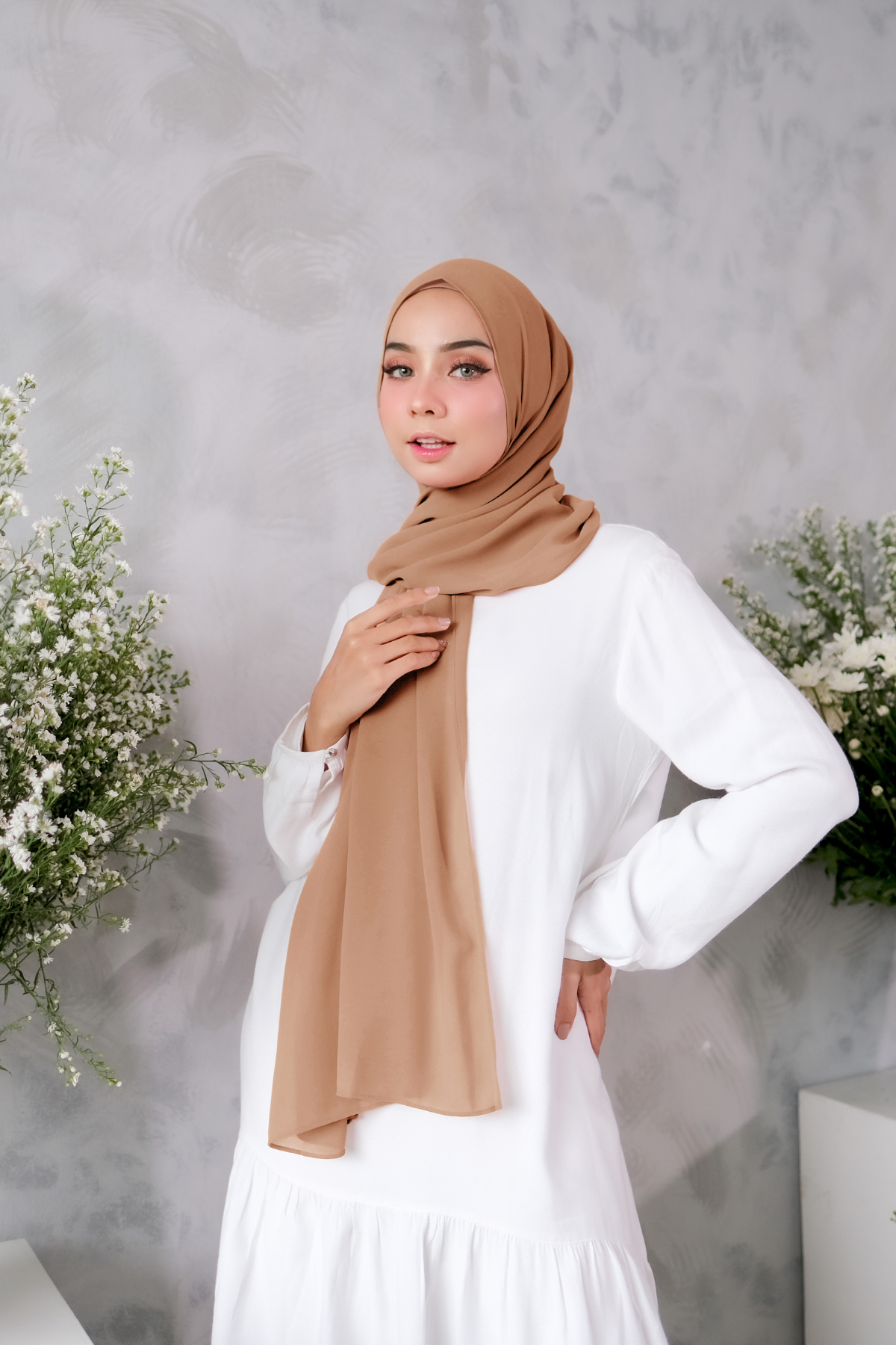 Pashmina Carly (dengan tali)  - HT11.32 Candy Brown